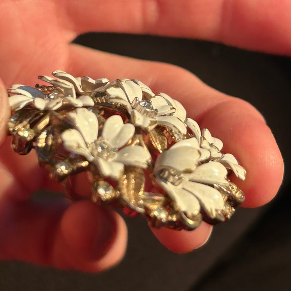 Crown Trifari Lily of the Valley Fleurette Brooch… - image 2