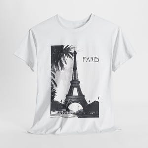 Maglietta con la silhouette della Torre Eiffel, maglietta in stile street photography di Parigi, arte a carboncino, maglietta con la Torre Eiffel, maglietta Francia, maglietta Parigi, Torre Eiffel