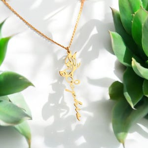 Custom Gold Butterfly Name Necklace – Stainless Steel Vertical Pendant, Personalized Jewelry for Women & Girls, Perfect Mother’s Day Gift