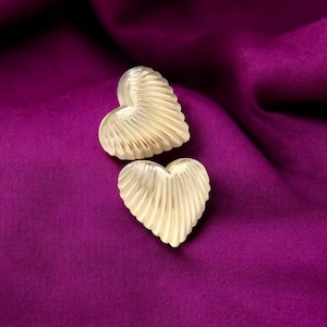 Gold Heart Dangle Earrings for Women – Elegant Drop Jewelry for Valentine’s Day, Party & Wedding Gift