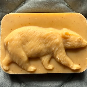 Alle natürliche Hausgemachte Ingwer Kurkuma Bar Seife Bär geformt ~ 3 Unze. Kokos-, Oliven-, Rizinusöle, Ahornsirup, Kurkumapulver, Duftöl, Lye