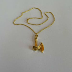 Gold Viking Necklace, Viking Mjölnir Pendant in Norse Style, Celtic Nordic Jewelry for Men and Women, Norse Mythology Amulet Gift