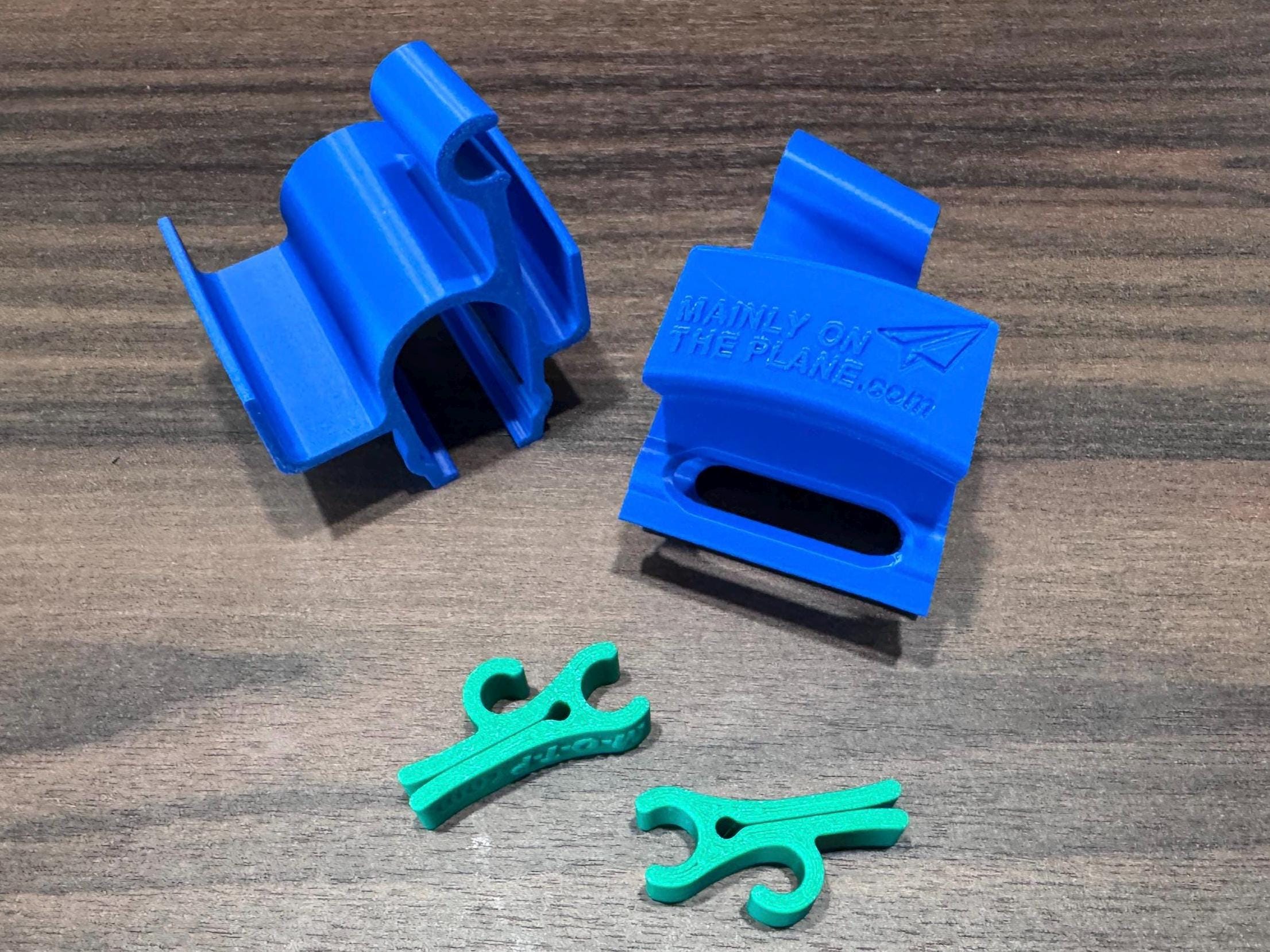 Boeing 737 Bose Proflight 2 Battery Pack/headset Holder With Cable