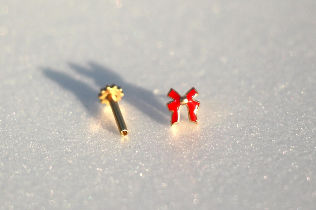 14K Solid Gold Ribbon Piercing: Tragus Cartilage Earring - Etsy