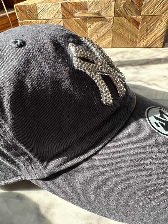 Hand-rhinestoned New York Yankees Baseball Cap (in Navy  display picture 3