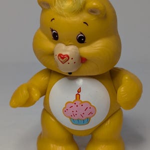 Vintage 1983 Care Bears Birthday Bear 3&quot; Poseable PVC Figure AGC Cupcake