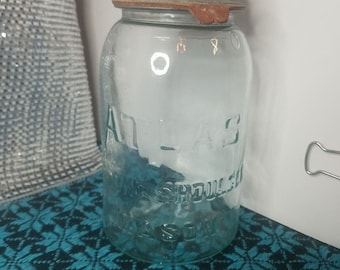 ATLAS Einmachglas, transparent, mit hellblauer Tönung, Zinkkappe mit starker Schulter, 17,8 cm