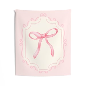 Arazzo Coquette, Arte murale Coquette, Decorazione per la stanza Coquette, Stendardo da parete Coquette, Arazzo universitario, Arazzo con fiocco rosa, Arazzo rosa