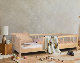 house bed, children's bed, montessori house, toddler furniture, kid play room, Hausbett, Kinderbett aus Holz,