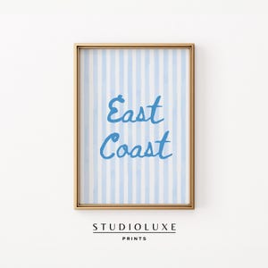 Ostküste Poster | Beachy Wandkunst | Blau Wand Kunst | DRUCKBARE KUNST | Küsten-Enkelin Drucke | Minimalistisches Poster | Strand Drucke