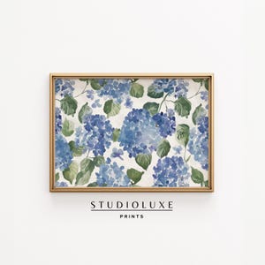Blaue Hortensie Aquarell Wandkunst, Küstenblumen druckbar, Digital Cottagecore Dekor, Botanische Gartenkunst, StudioLuxe Blaue Blumen