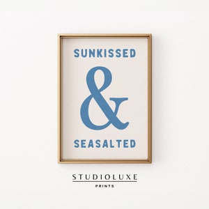 Beachy Wandkunst | Sonnengeküsst Meersalz | Blau Wand Kunst | DRUCKBARE KUNST | Küsten-Enkelin Drucke | Minimalistisches Poster | Küstenkunst