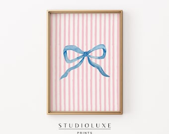 Kokette Raum Dekor, Blaue Schleife druckbare Wandkunst, Adrette trendige Wohnung Dekor, digitaler Download, Küsten-Enkelin, niedliche Kinderzimmer Dekor