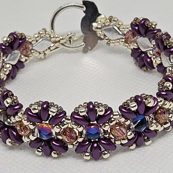 Purple flowers beaded bracelet