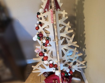 Wooden Christmas Tree for Cats - Minimalist, Eco-Friendly, Reusable Pet-Safe Tree for Homes with Pets