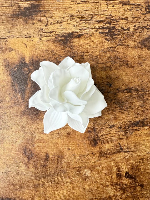 White Gardenia Flower Hair Clip, Foam Flower Clip, Rose Hair Clip, Flower Hair Pin, Bridesmaid Gift, Flower Girl Gift, Wedding Hair Clip,
