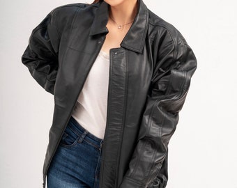 Dames oversized jaren 80 stijl zwart bomber leren jack | Dames zwart schapenvacht oversized motorfiets leren jas