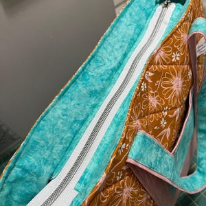 Floral Print Anna Tote Bag, Versatile Design image 5