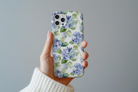 Blue Hydrangea Phone Case for iPhone Grandmillennial Phone Cover Blue Floral Phonecase Trendy Phone Case for iPhone 16 Preppy Phone Case