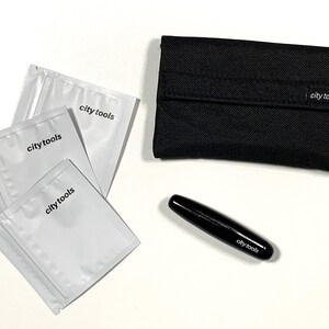 Smell Proof Complete Adventure Kit with "sneak a toke" pipe bild 10