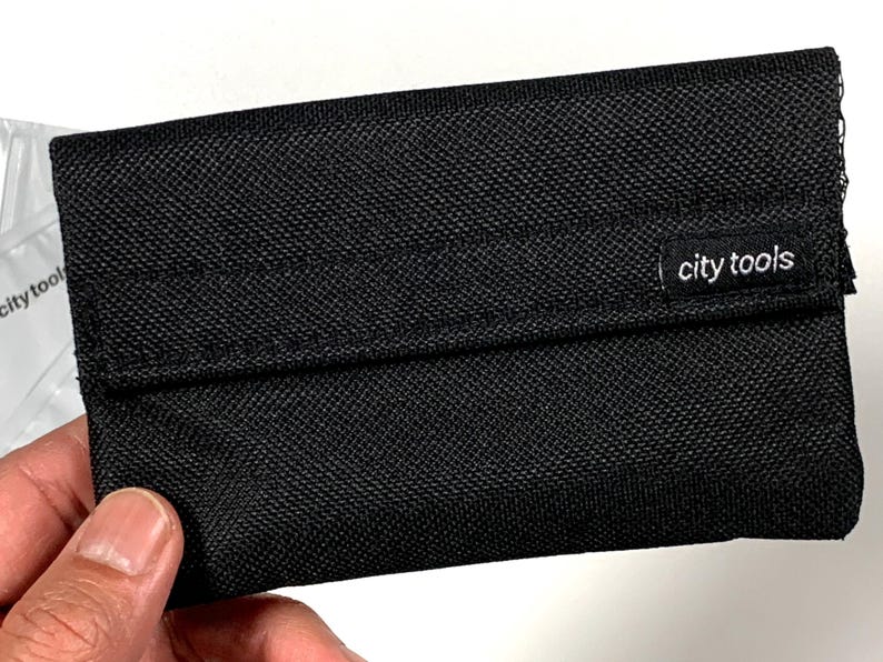 Smell Proof Complete Adventure Kit with "sneak a toke" pipe bild 6
