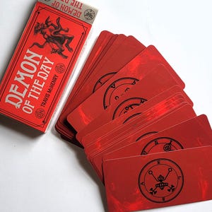 Concept unique―Démon du jour―Cartes de message perspicaces―Travis McHenry