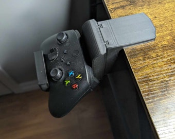 Desk Mounted Controller Holder, 3D printed, Gaming Setup, Office, PS5, Xbox