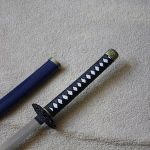 S0654 anime K Project Kuroah Yatogami former vassel Kurok Yukari Mishakuji sword 41" with black guard tsuba blue version