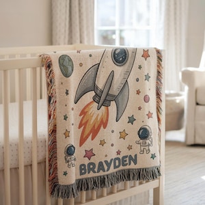 Personalisierte Weltraum Decke: Gewebtes Raumschiff, Astronaut Kinderzimmer Dekor