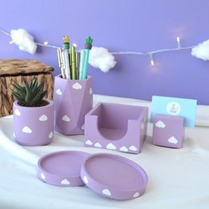 Lot de 7 organiseurs cloud (porte-stylo nuage, porte-bloc-notes et porte-cartes de visite et cache-pot et plante et 2 sous-verres) - Lilas