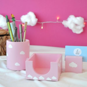 Set di 3 organizer da ufficio rosa nuvola con portapenne e portablocco per appunti e porta biglietti da visita per scrivania, regali unici per l'ufficio
