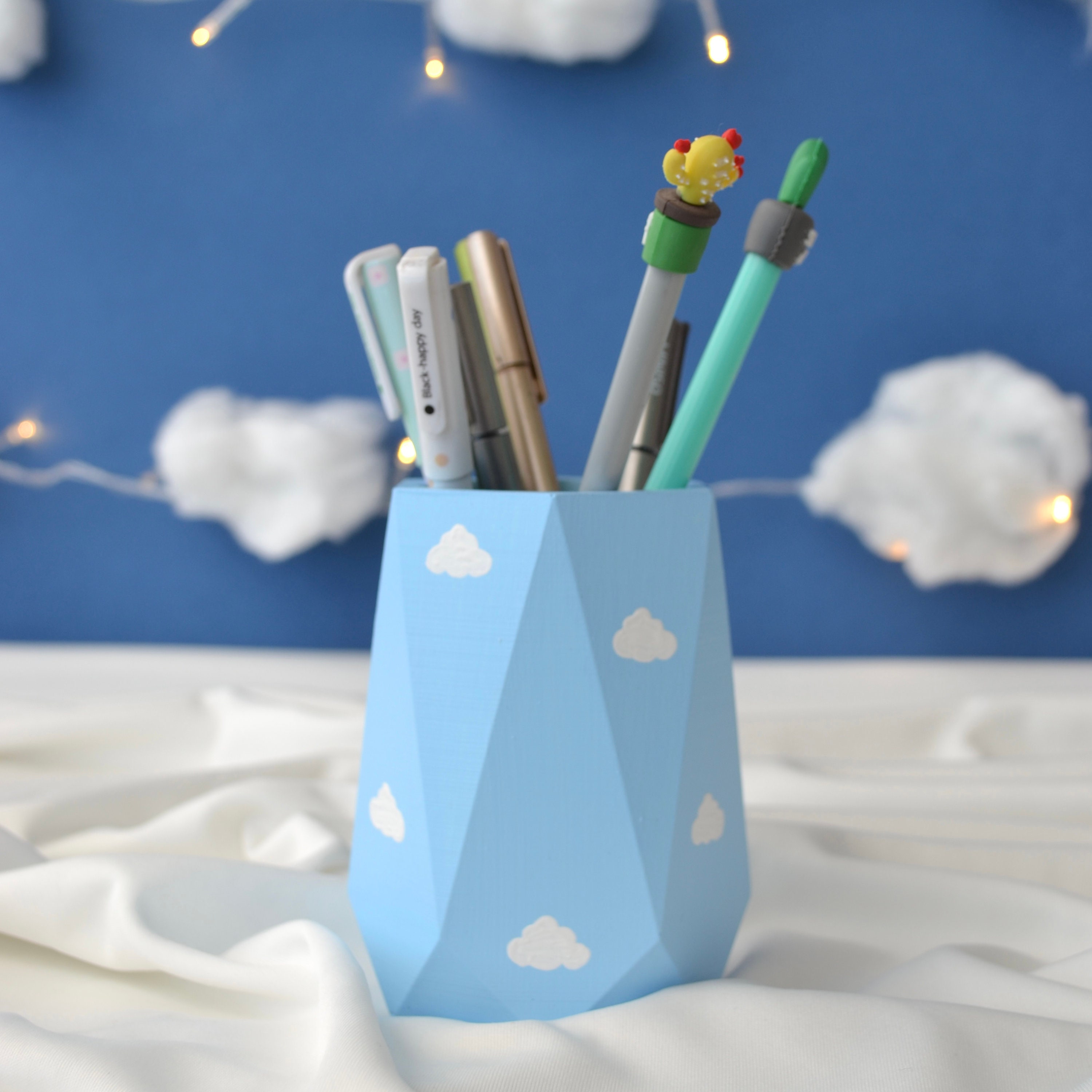Cloud Cute Pen Cup for Desk, Office Desk Gift for Him Unique Pen Holder ...