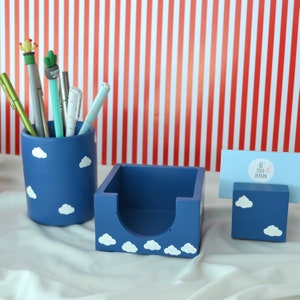 Organizador de oficina azul marino de Cloud, juego de 3 con portalápices, soporte para cubos de notas y tarjetero para escritorio, regalos únicos de oficina