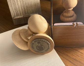 Personalisierter Bibliothek Stempel: Selbstfärbender Bücherstempel