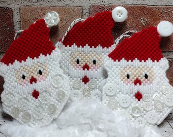 Santa Claus Ornaments, Christmas Ornaments, Santa Decorations, Vintage Style Christmas Ornaments, Plastic Canvas Santa, Santa Button Art