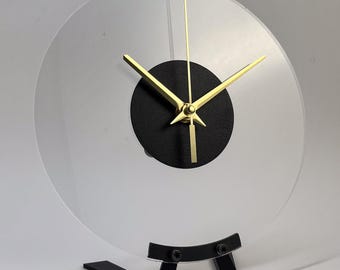 Desk clock, Tabletop clock