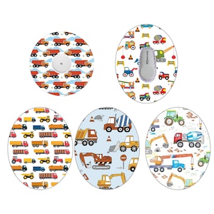 Puede incluir: Cuatro diseños diferentes de pegatinas redondas y ovaladas con vehículos de construcción. Las pegatinas están diseñadas para adaptarse a un dispositivo médico. Los diseños incluyen una variedad de vehículos de construcción como camiones de volteo, excavadoras, mezcladoras de concreto y grúas. Las pegatinas están impresas sobre un fondo blanco con una variedad de colores, incluyendo amarillo, naranja, rojo, azul y verde.