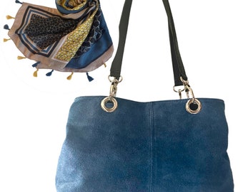 Blue Shoulder Suede Bag / Boho Bag / Blue Bags / Hippie Festival Bags / Shoulder Bags / Blue Suede Bag Made in Italy Bag / Tassel Scarves