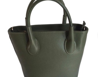 Genuine Green Leather Bag / Green Bags / Leather Bags / Small Green Leather Bag / Green Grab and Go Bags / Bags / Green Leather small bag