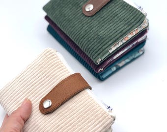 Handlicher mini Geldbeutel /praktisches Portemonnaie / Geldbörse mit Kord in blau/ grün/ lila oder beige personalisierbar