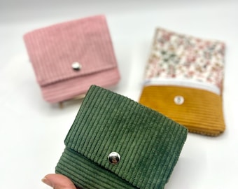 Handy mini wallet / practical purse / billfold made of corduroy in 3 different colors (green / pink / yellow)