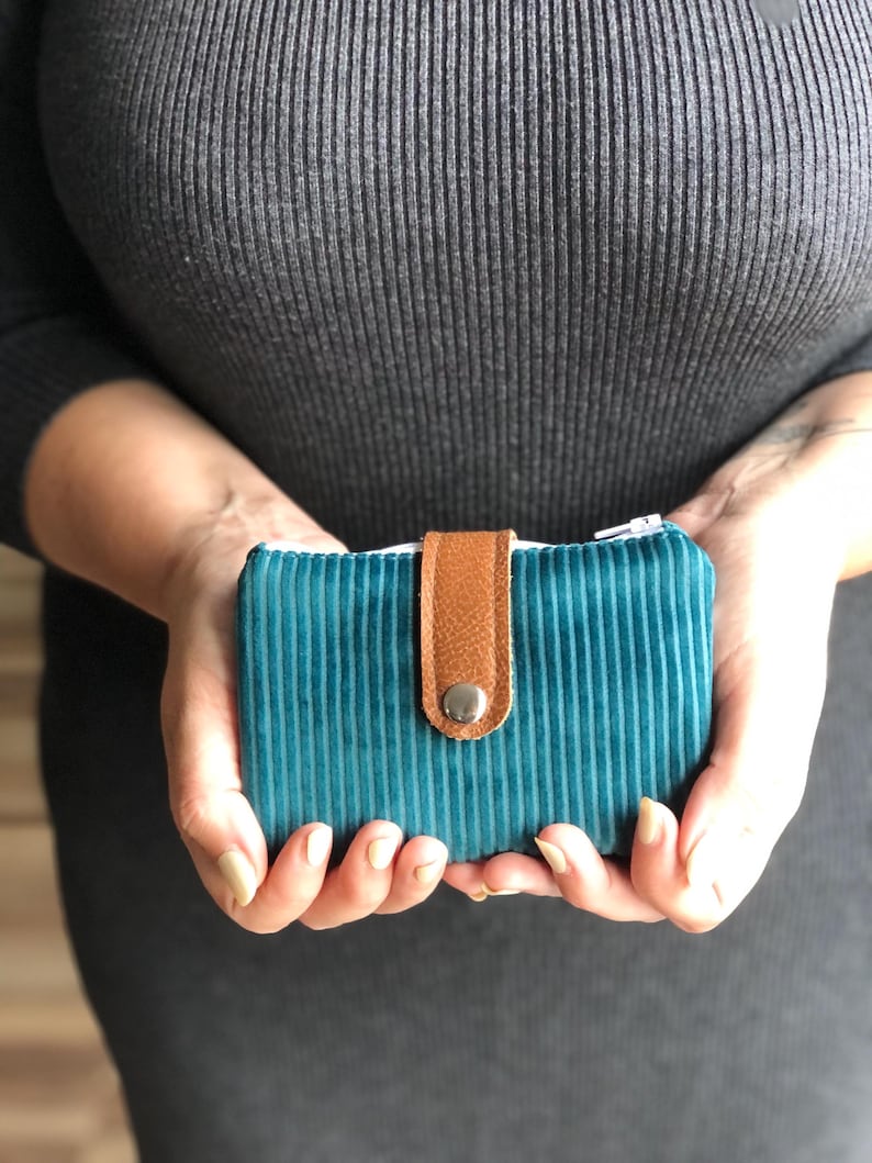 Handy mini wallet / practical purse / purse with cord in blue/ green/ purple or beige, customizable image 4