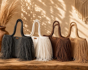Boho strotas met franjes – grote geweven strandtas, gehaakte schoudertas van raffia