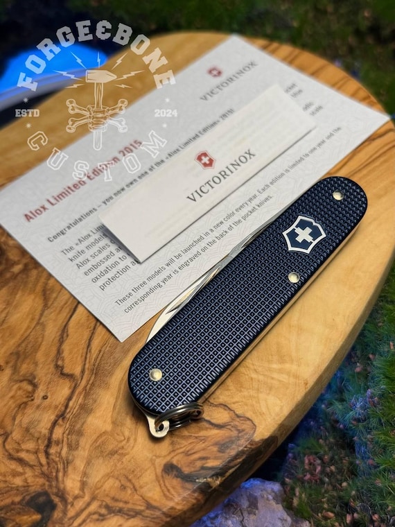 Victorinox Cadet Alox Limited Edition 2015 Steel Blue (0.2601.L15
