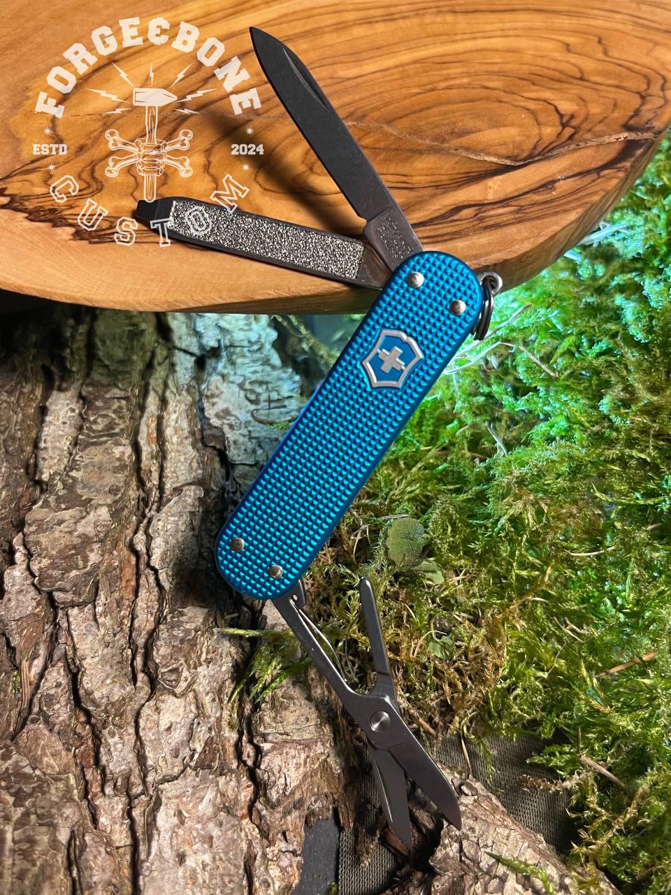 Victorinox Classic Alox Limited Edition 2007 Turquoise-blue
