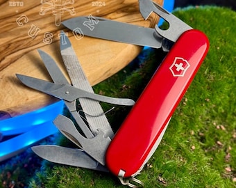 Victorinox Mountaineer Rojo (anterior a 1985) 1.3742