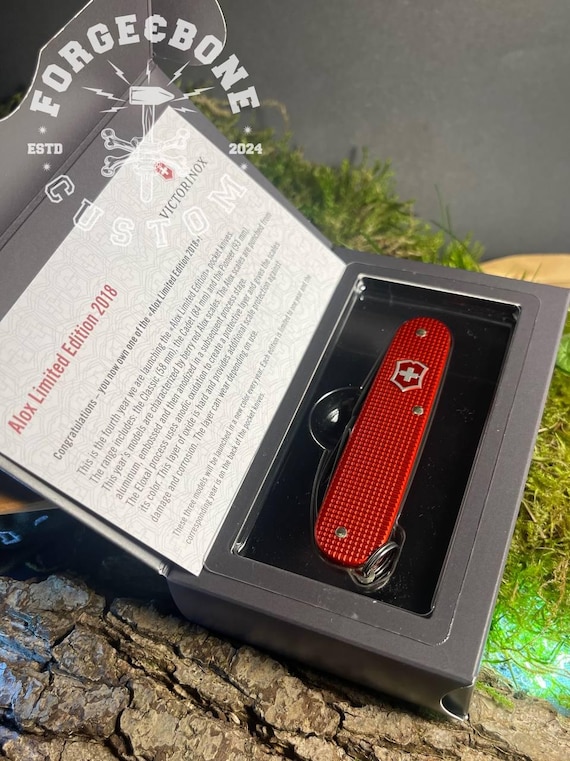 Victorinox Cadet Alox Limited Edition 2018 Berry Red 0.2601.L18 - Etsy
