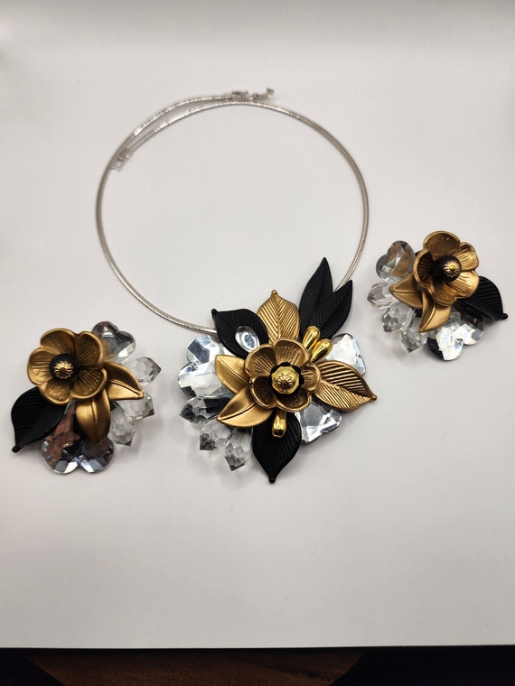 1980s Plastic Acrylic Flowers Gold Clear and Blac… - image 1