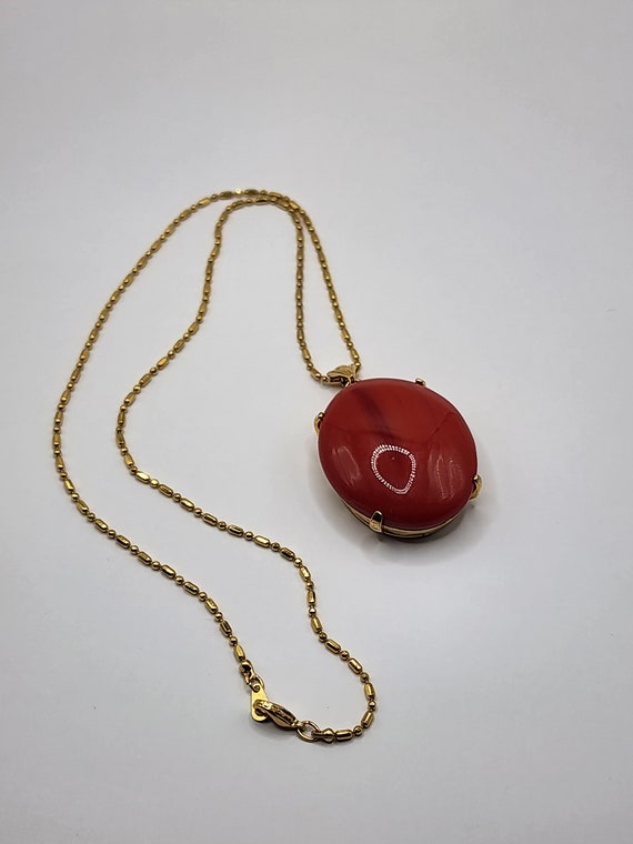 1990s or earlier Gold Tone Metal Faux Red Carnelia