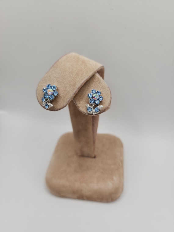 Tiny Periwinkle Blue Crystal Flower Stud Post Ear… - image 3